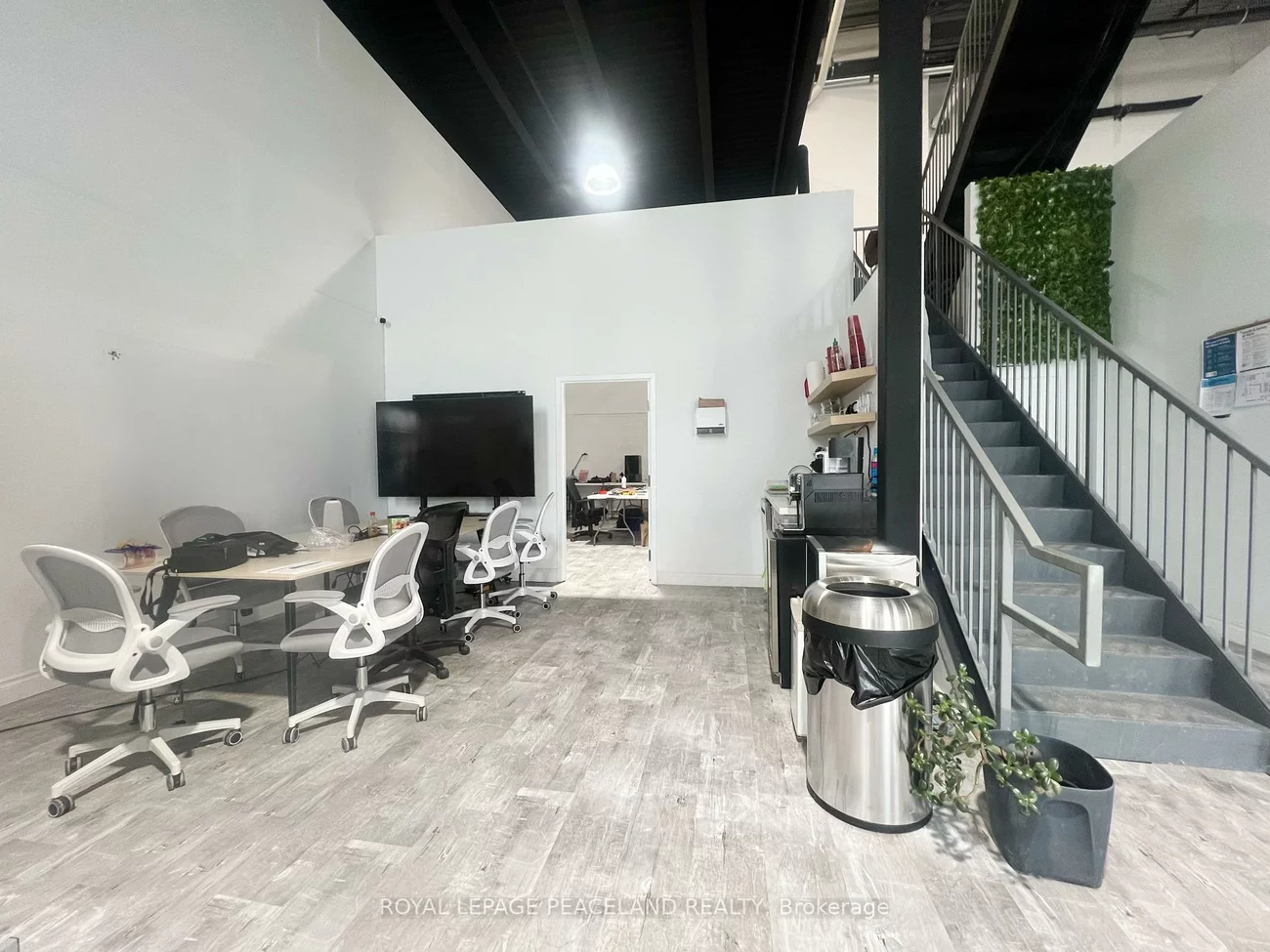 5270, Solar, Airport Corporate, Mississauga