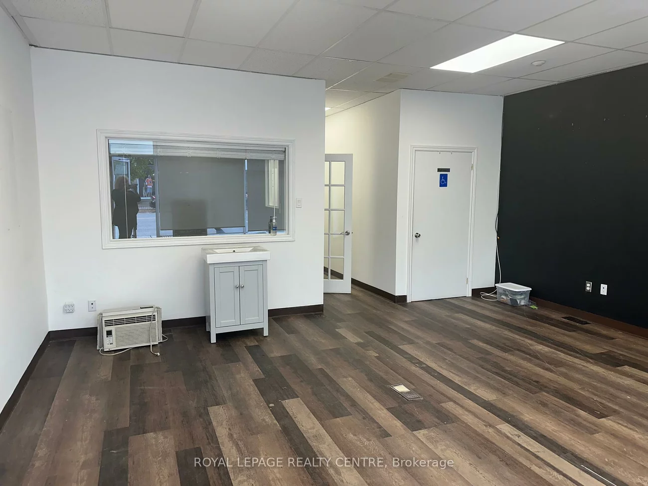 250, Lakeshore, Port Credit, Mississauga