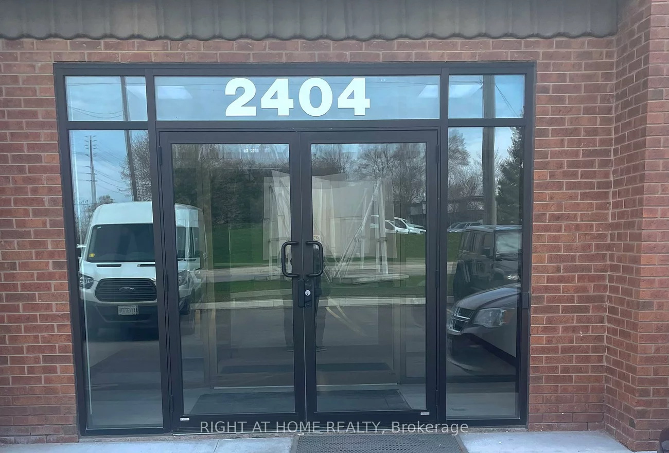 2404, Haines, Dixie, Mississauga