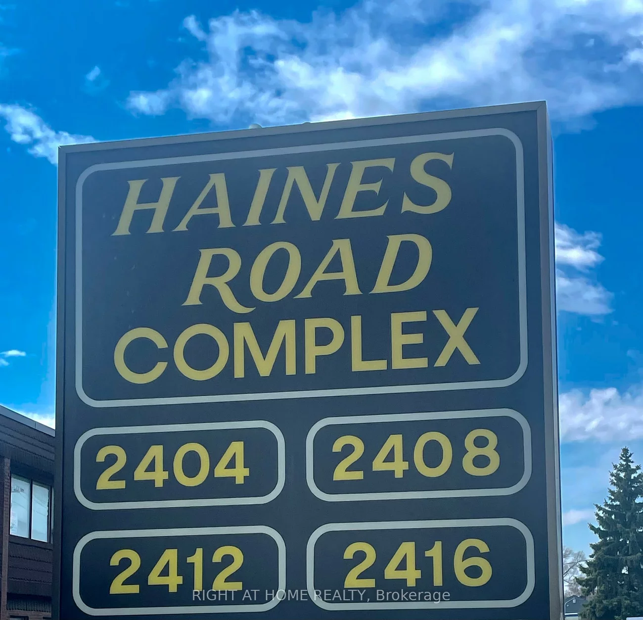 2404, Haines, Dixie, Mississauga