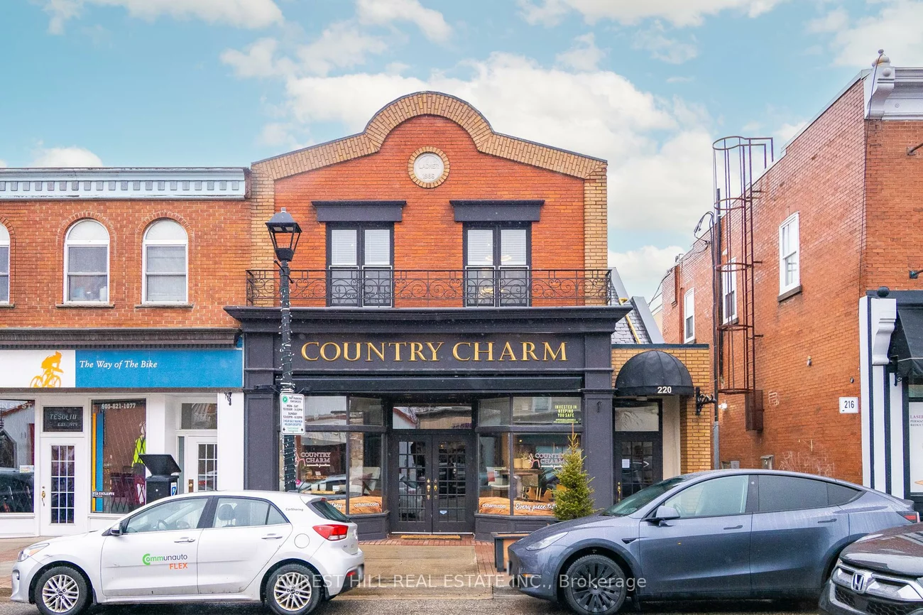 220, Queen, Streetsville, Mississauga