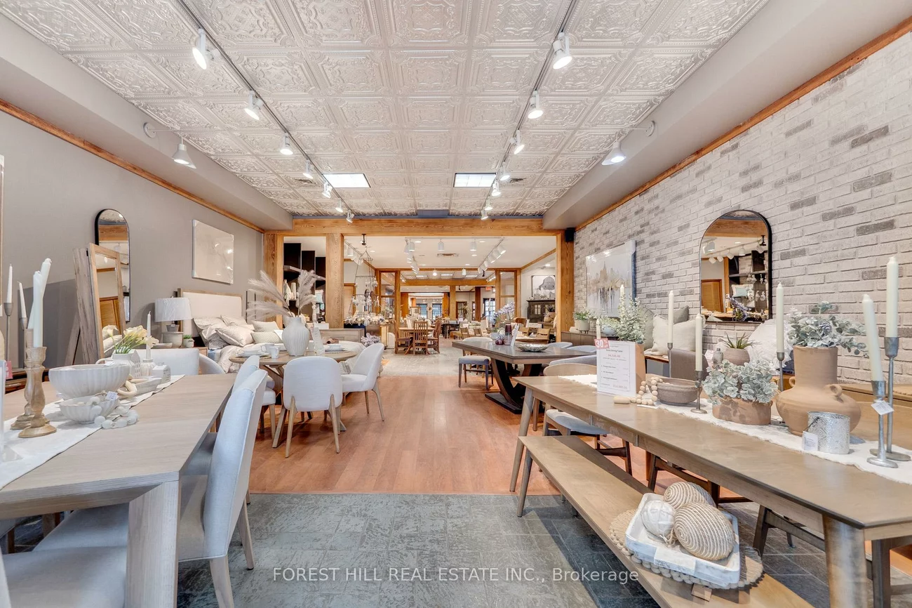 220, Queen, Streetsville, Mississauga