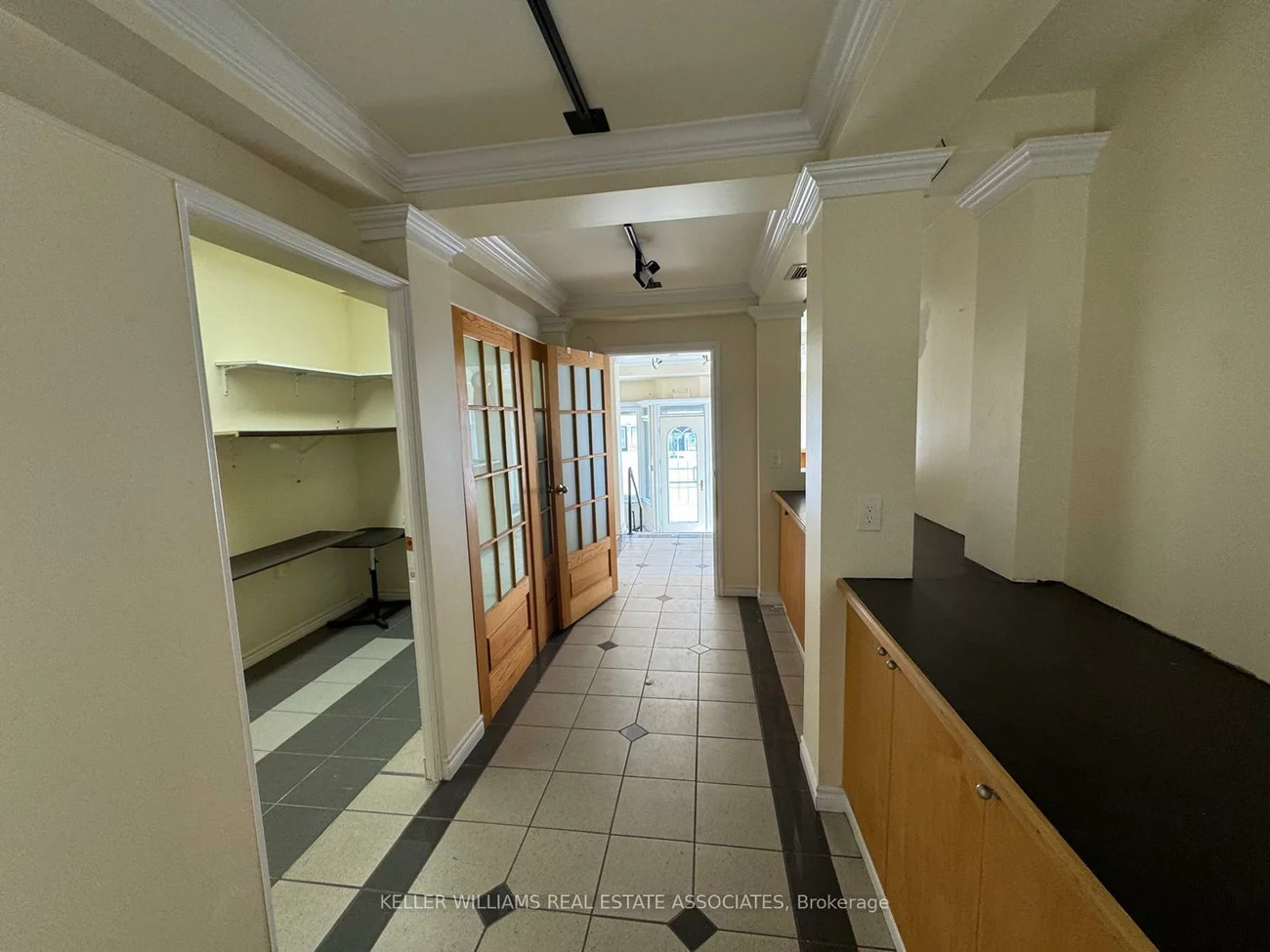 755, Lakeshore, Lakeview, Mississauga