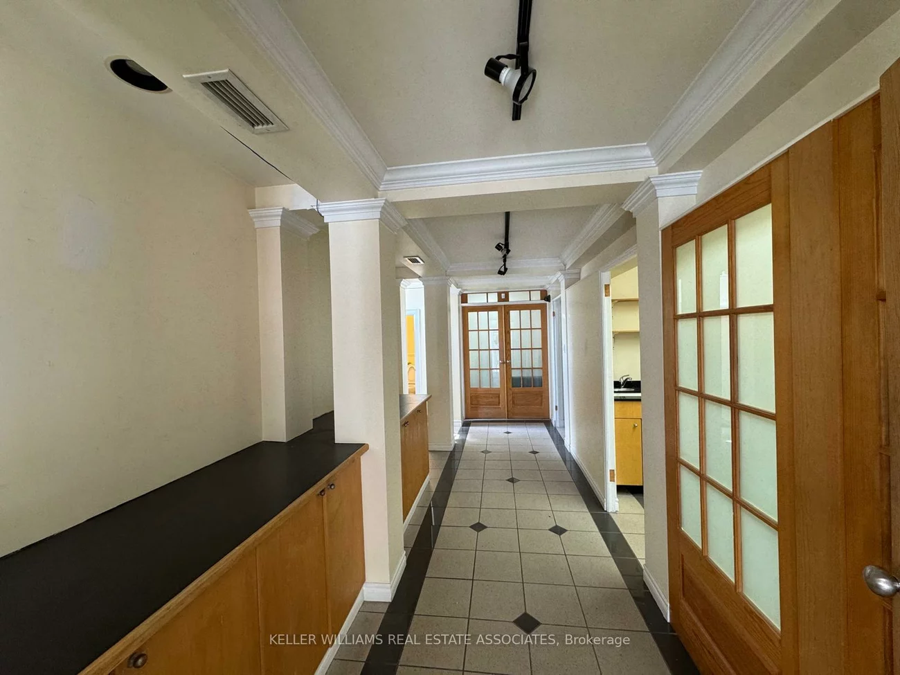 755, Lakeshore, Lakeview, Mississauga