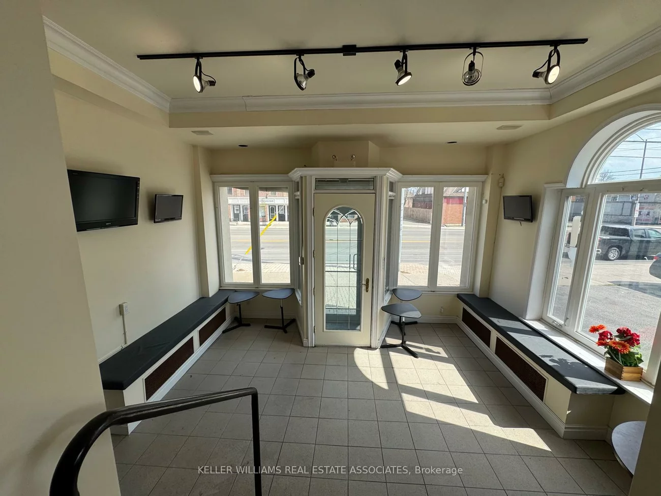 755, Lakeshore, Lakeview, Mississauga