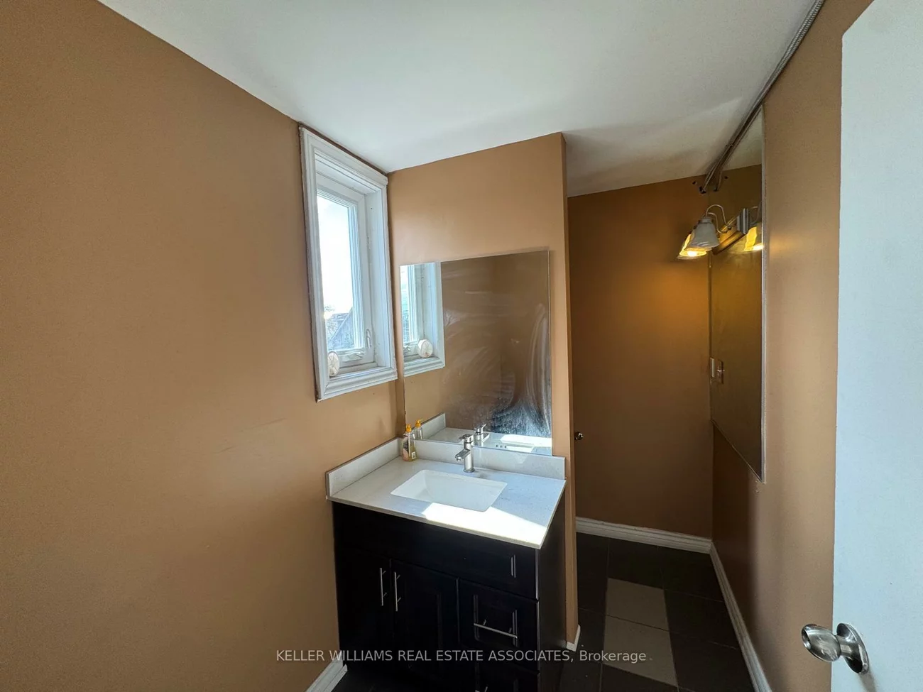 755, Lakeshore, Lakeview, Mississauga