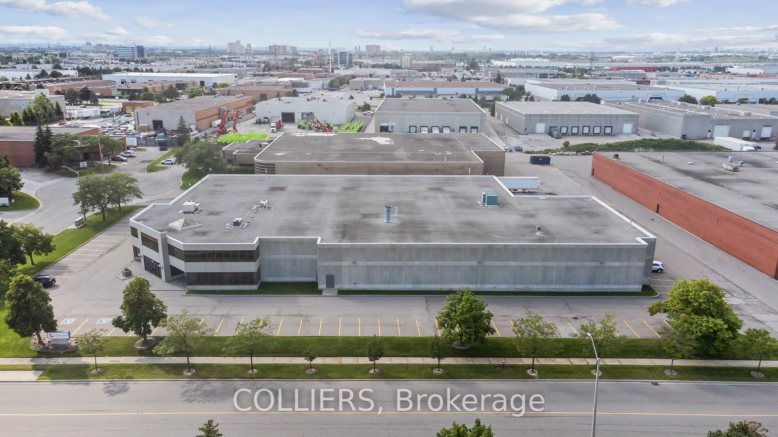 261, Ambassador, Gateway, Mississauga