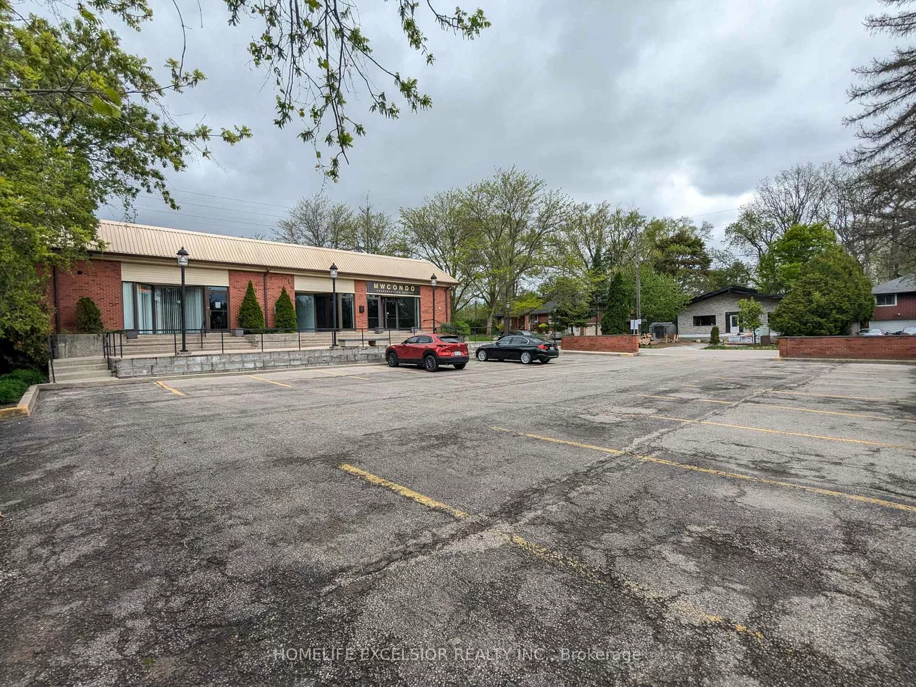 1528, Dundas, Erindale, Mississauga