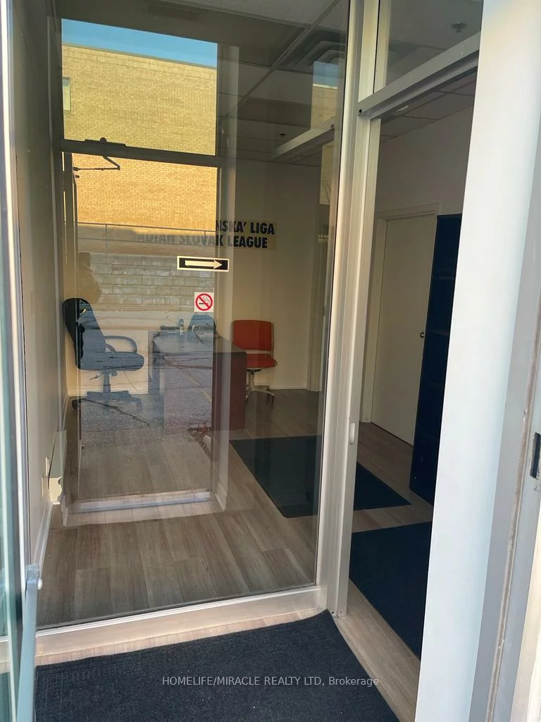259, Traders, Gateway, Mississauga