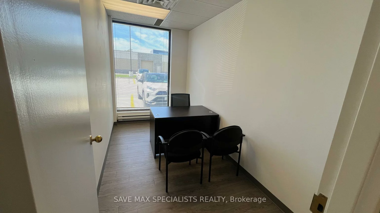 2595, Skymark, Airport Corporate, Mississauga