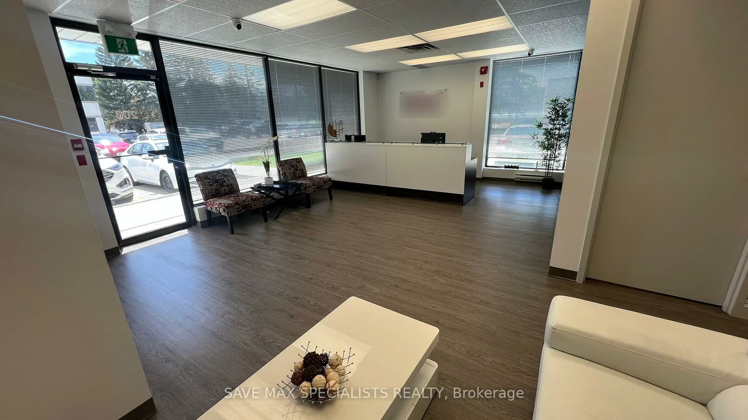 2595, Skymark, Airport Corporate, Mississauga