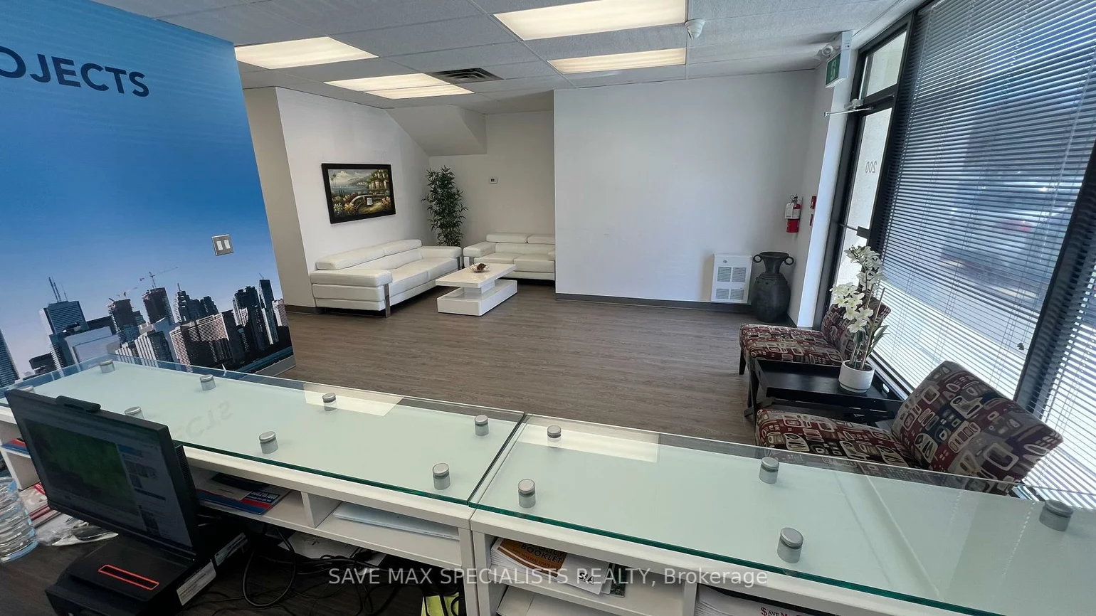 2595, Skymark, Airport Corporate, Mississauga