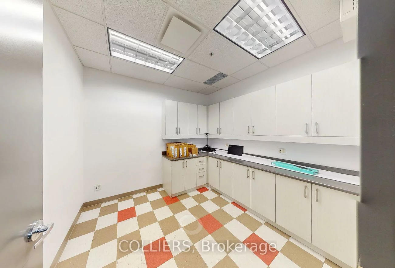 2355, Skymark, Airport Corporate, Mississauga