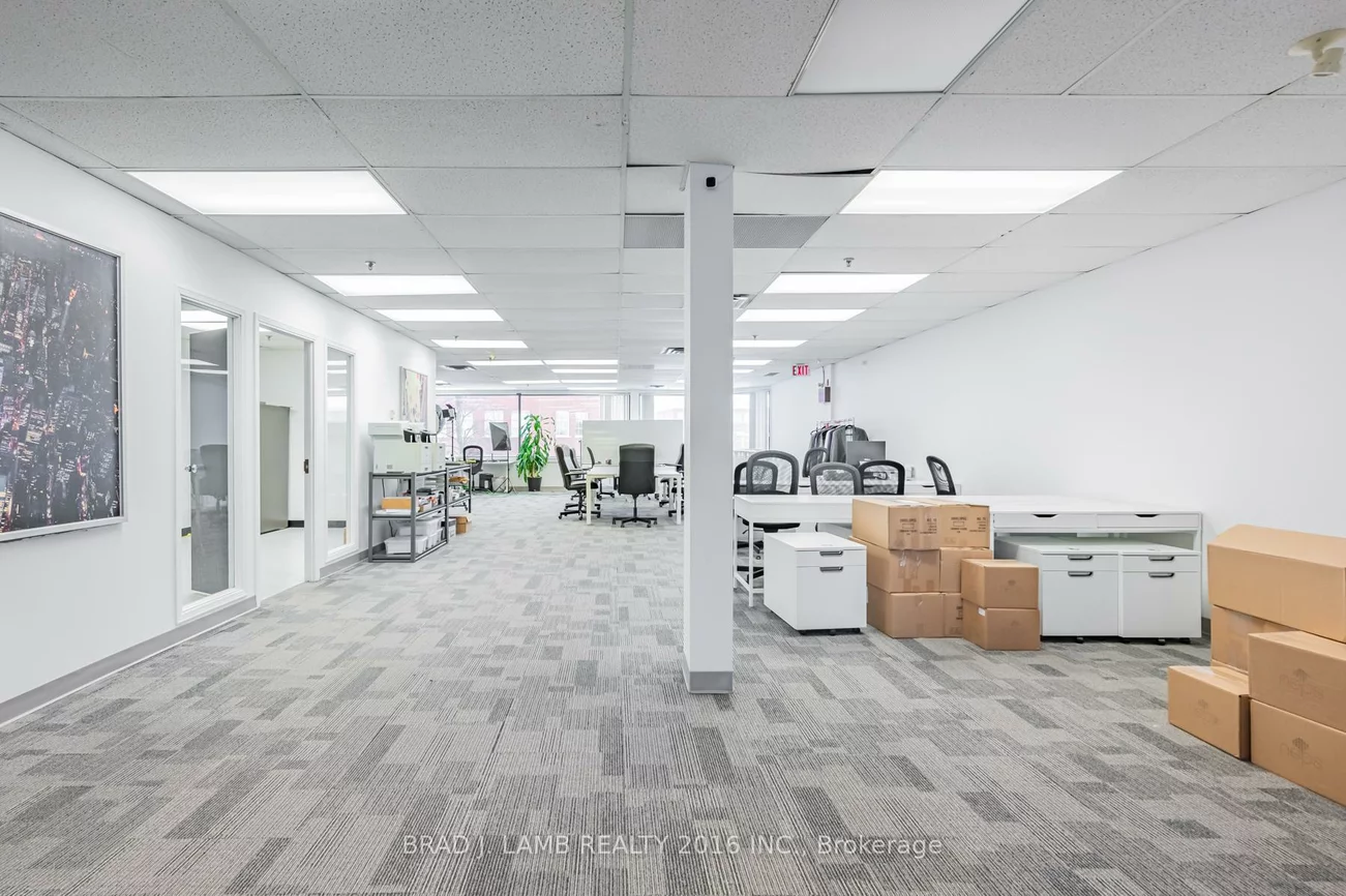 2600, Skymark, Airport Corporate, Mississauga