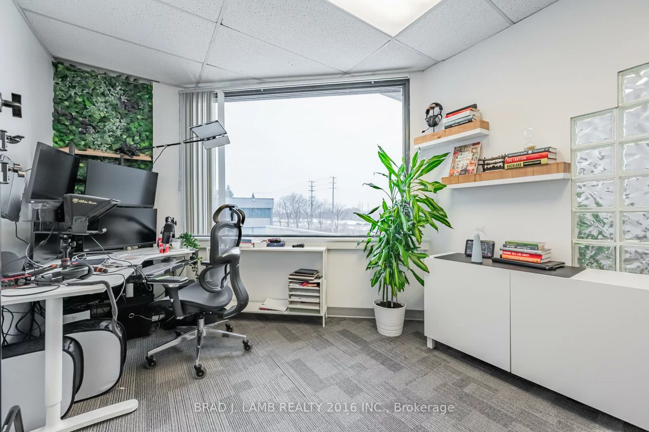 2600, Skymark, Airport Corporate, Mississauga
