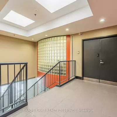 2600, Skymark, Airport Corporate, Mississauga