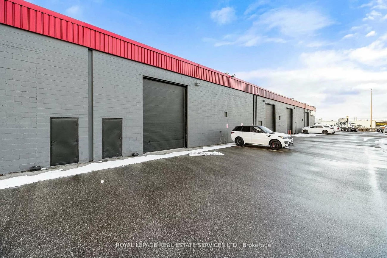 5850, Dixie, Northeast, Mississauga