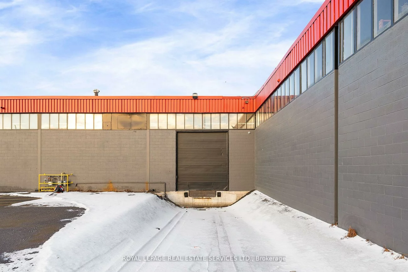 5850, Dixie, Northeast, Mississauga