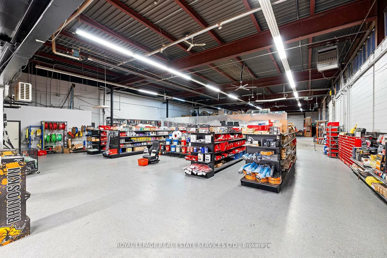 5850, Dixie, Northeast, Mississauga