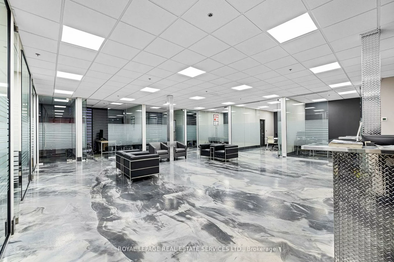 5850, Dixie, Northeast, Mississauga