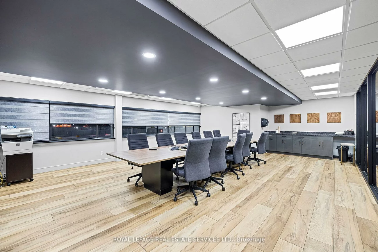 5850, Dixie, Northeast, Mississauga