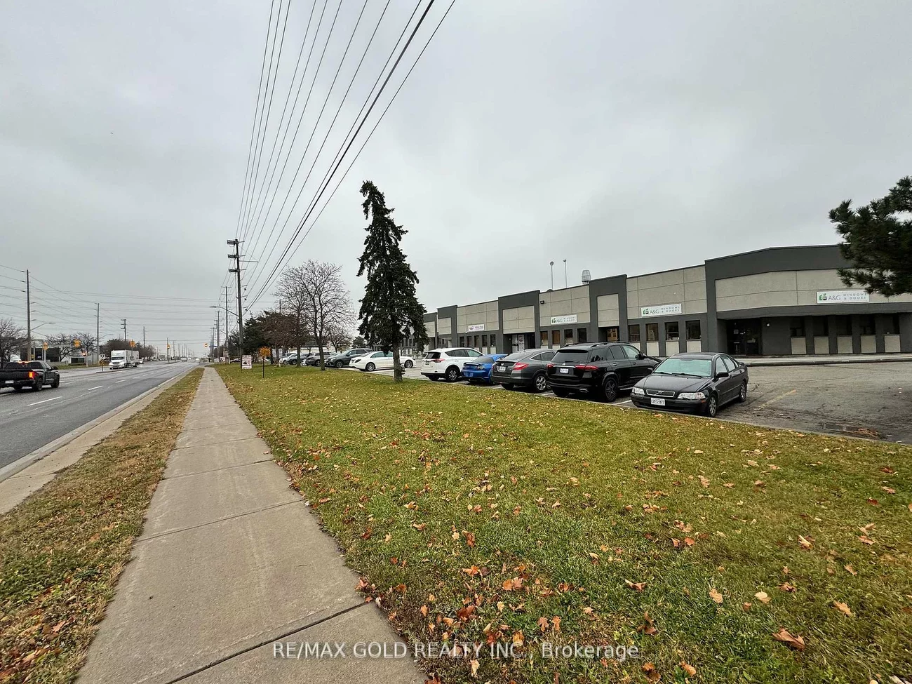 1935, Drew, Northeast, Mississauga