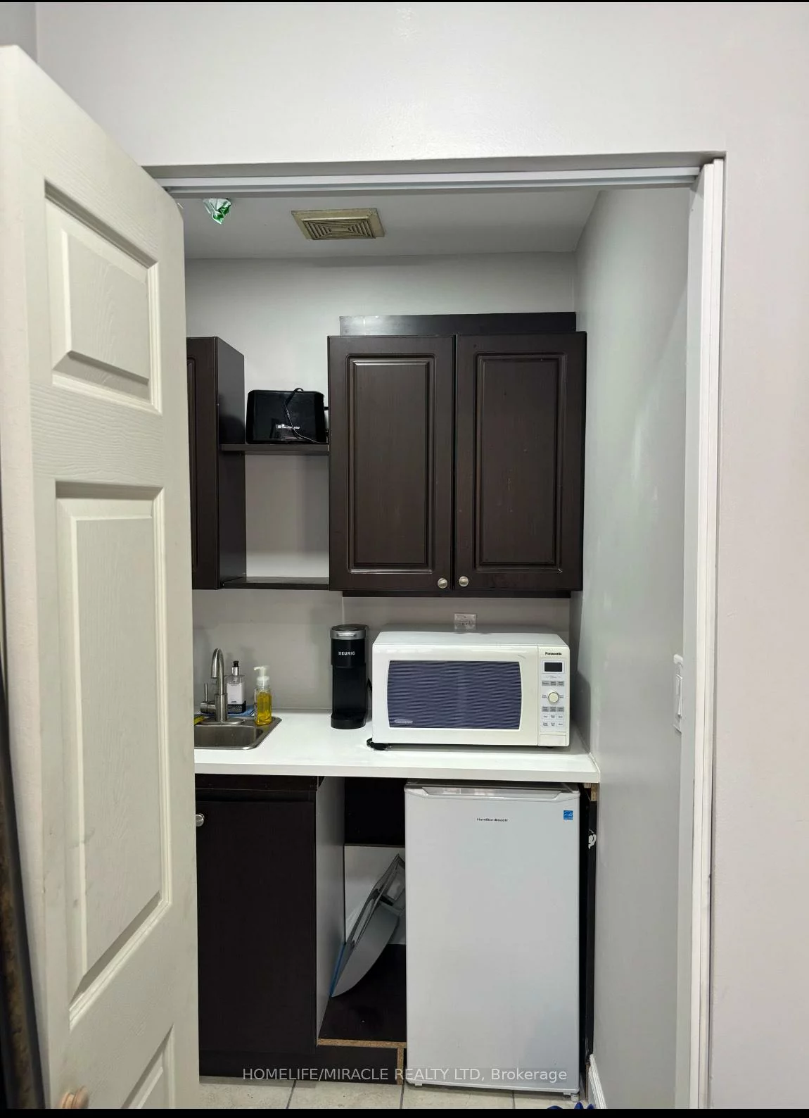 1190, Mid-Way, Northeast, Mississauga