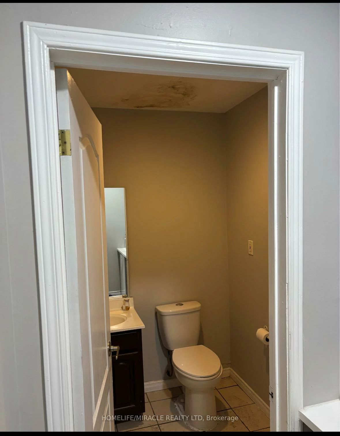 1190, Mid-Way, Northeast, Mississauga