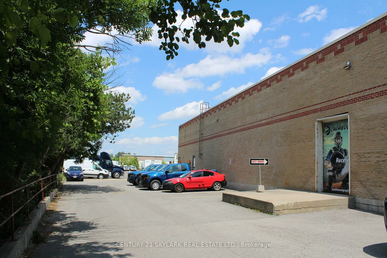 6487, Dixie, Dixie, Mississauga
