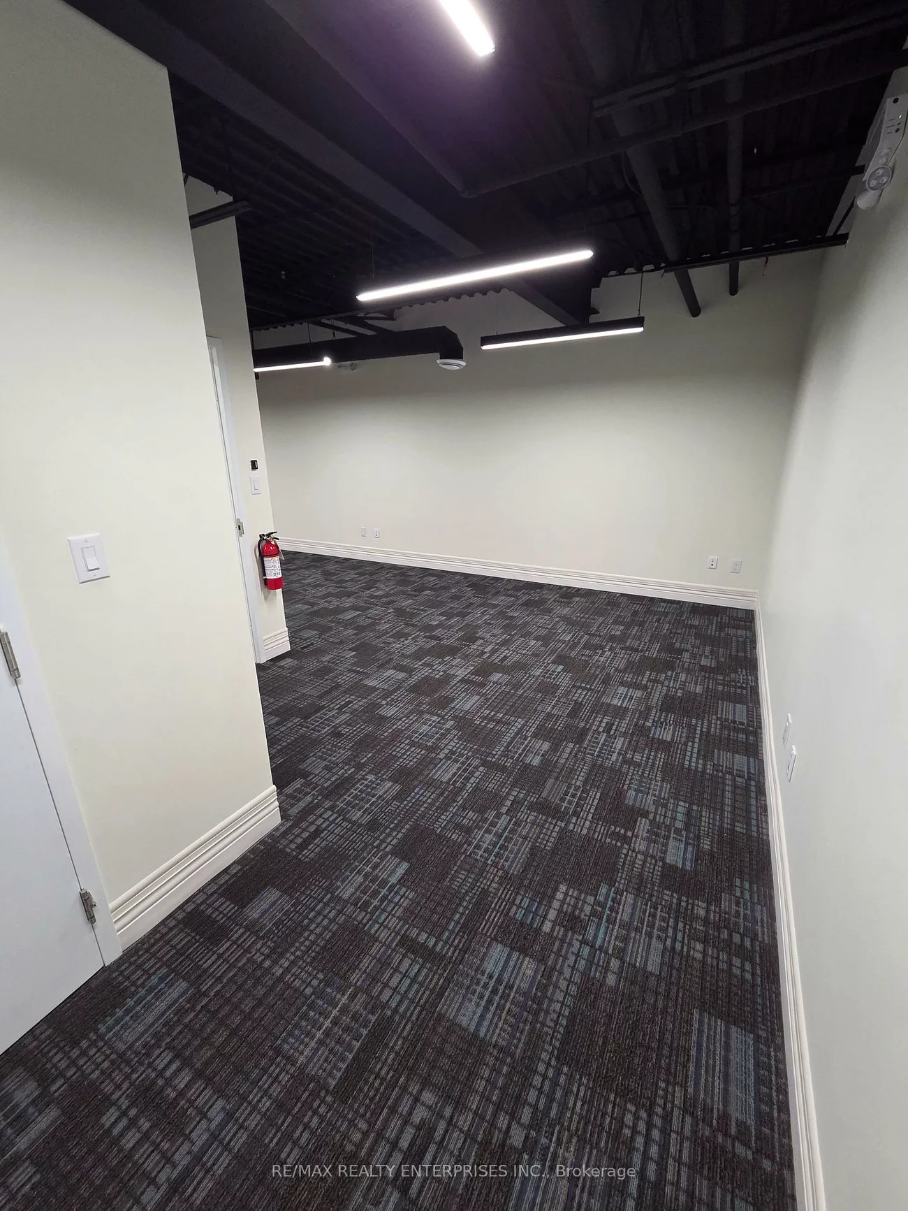 12, Falconer, Streetsville, Mississauga