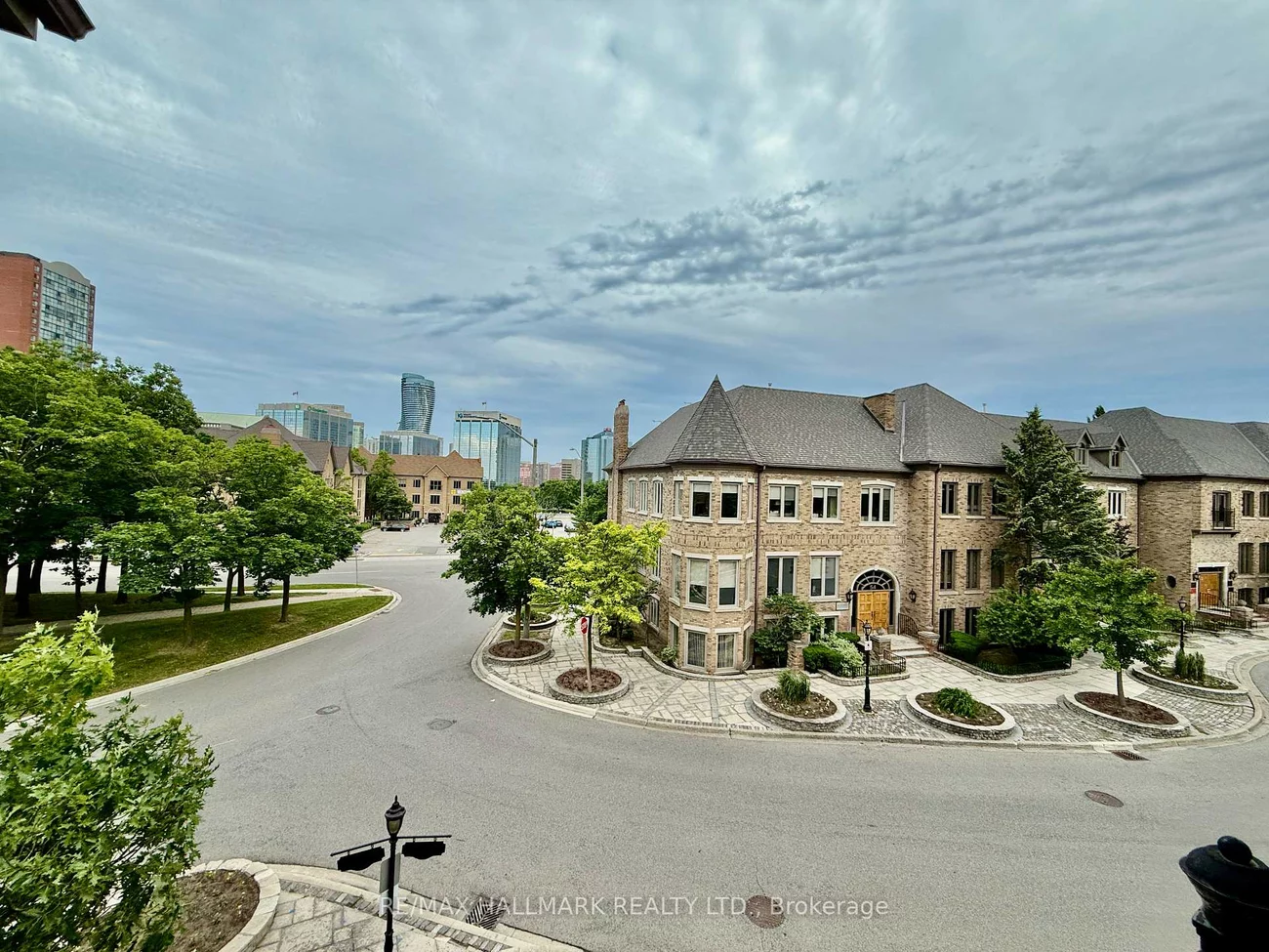 57, Village Centre, City Centre, Mississauga
