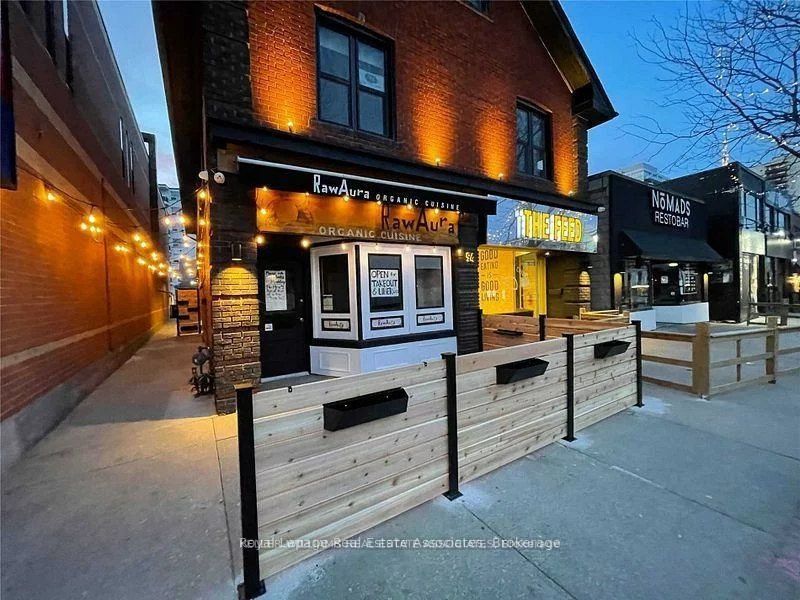 94, Lakeshore, Port Credit, Mississauga