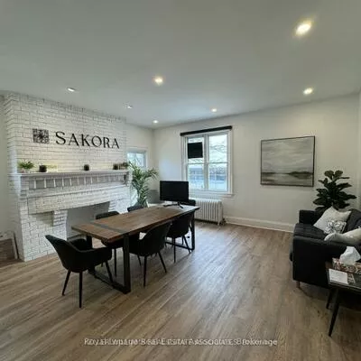 94, Lakeshore, Port Credit, Mississauga