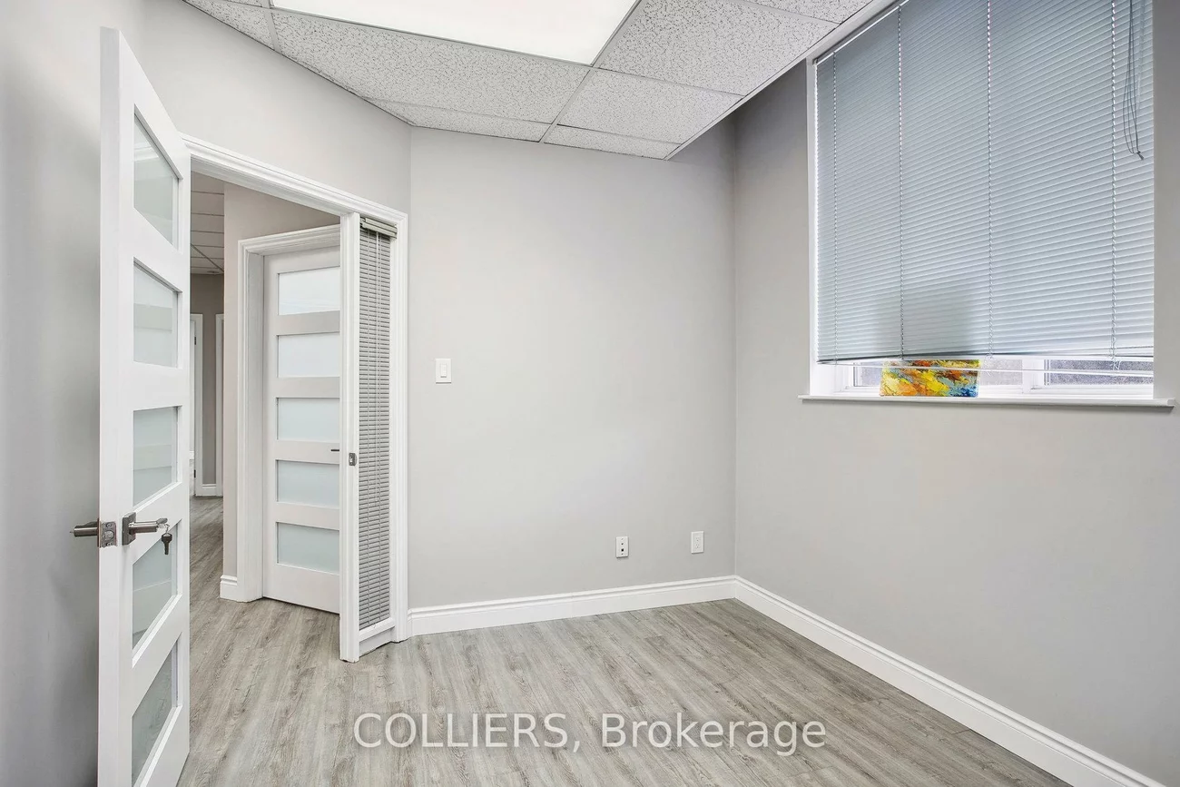 4263, Sherwoodtowne, City Centre, Mississauga