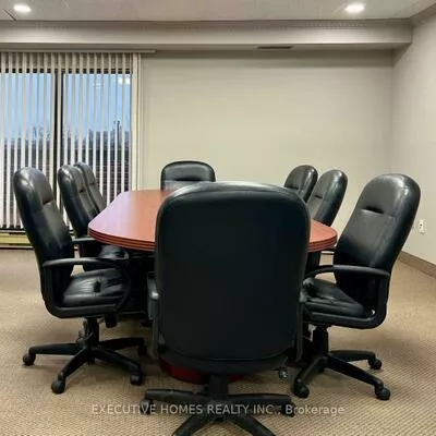 120, Traders, Gateway, Mississauga