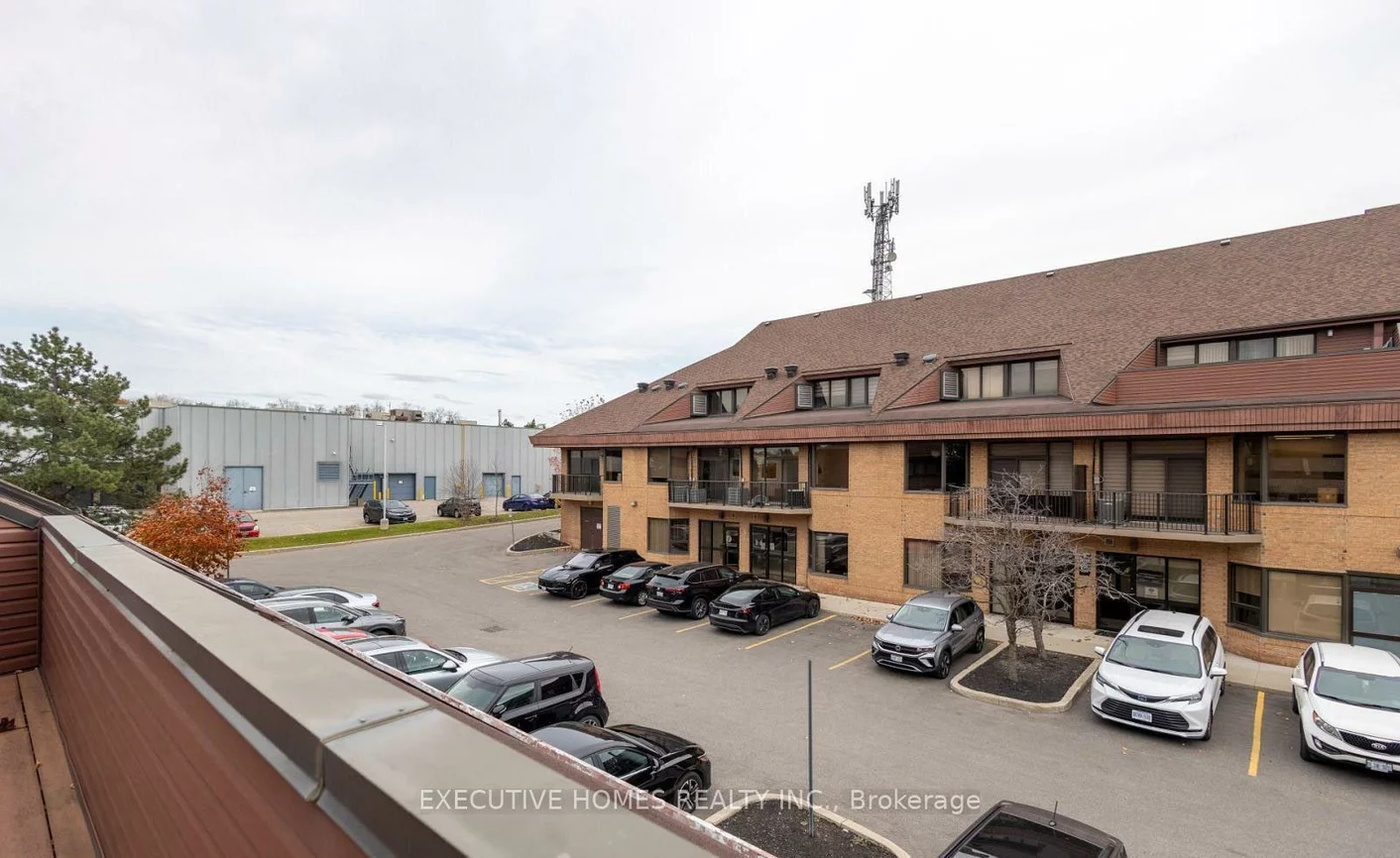 120, Traders, Gateway, Mississauga