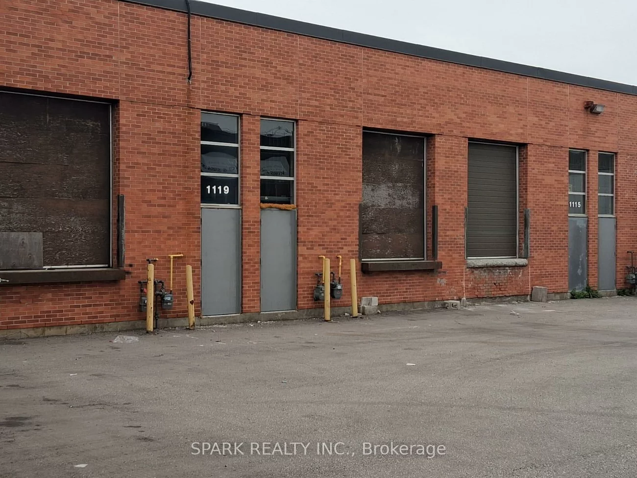1121, Derry, Northeast, Mississauga