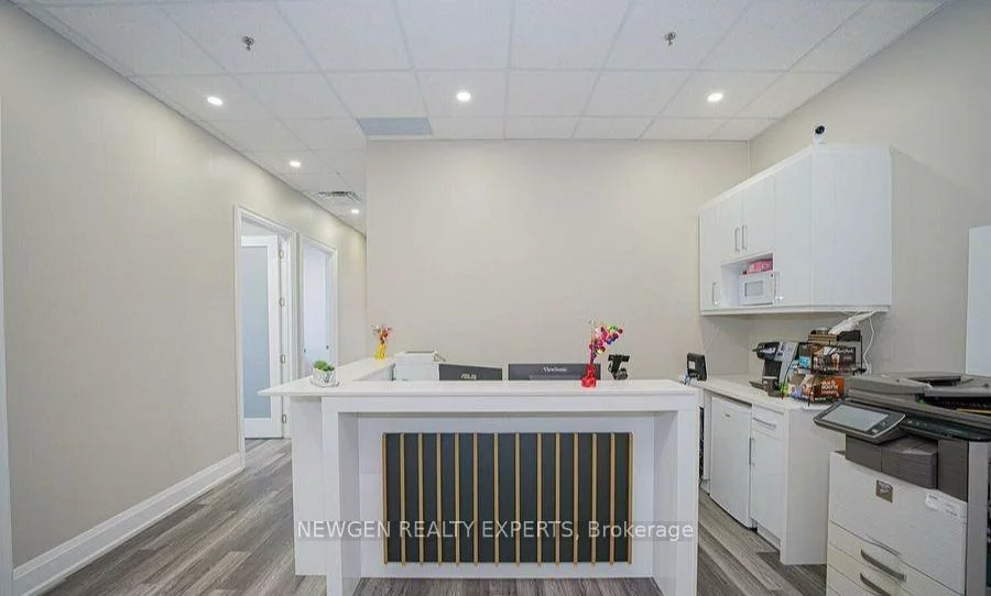 218, Export, Hurontario, Mississauga