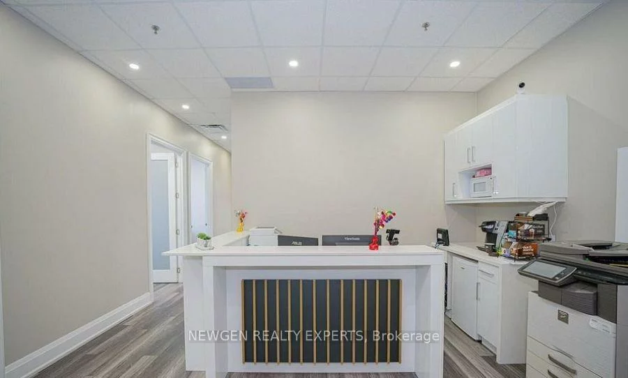 218, Export, Hurontario, Mississauga