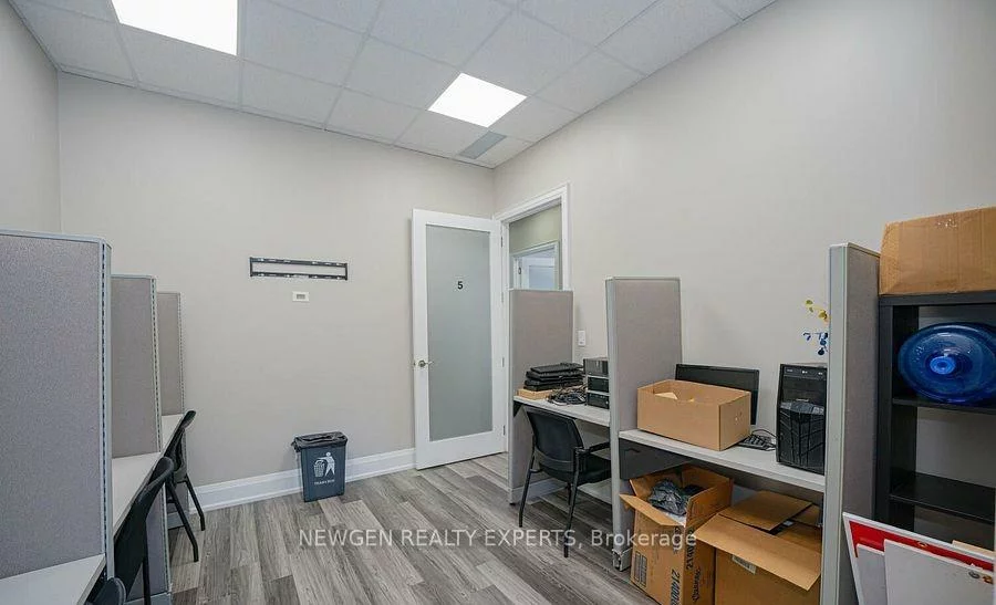 218, Export, Hurontario, Mississauga