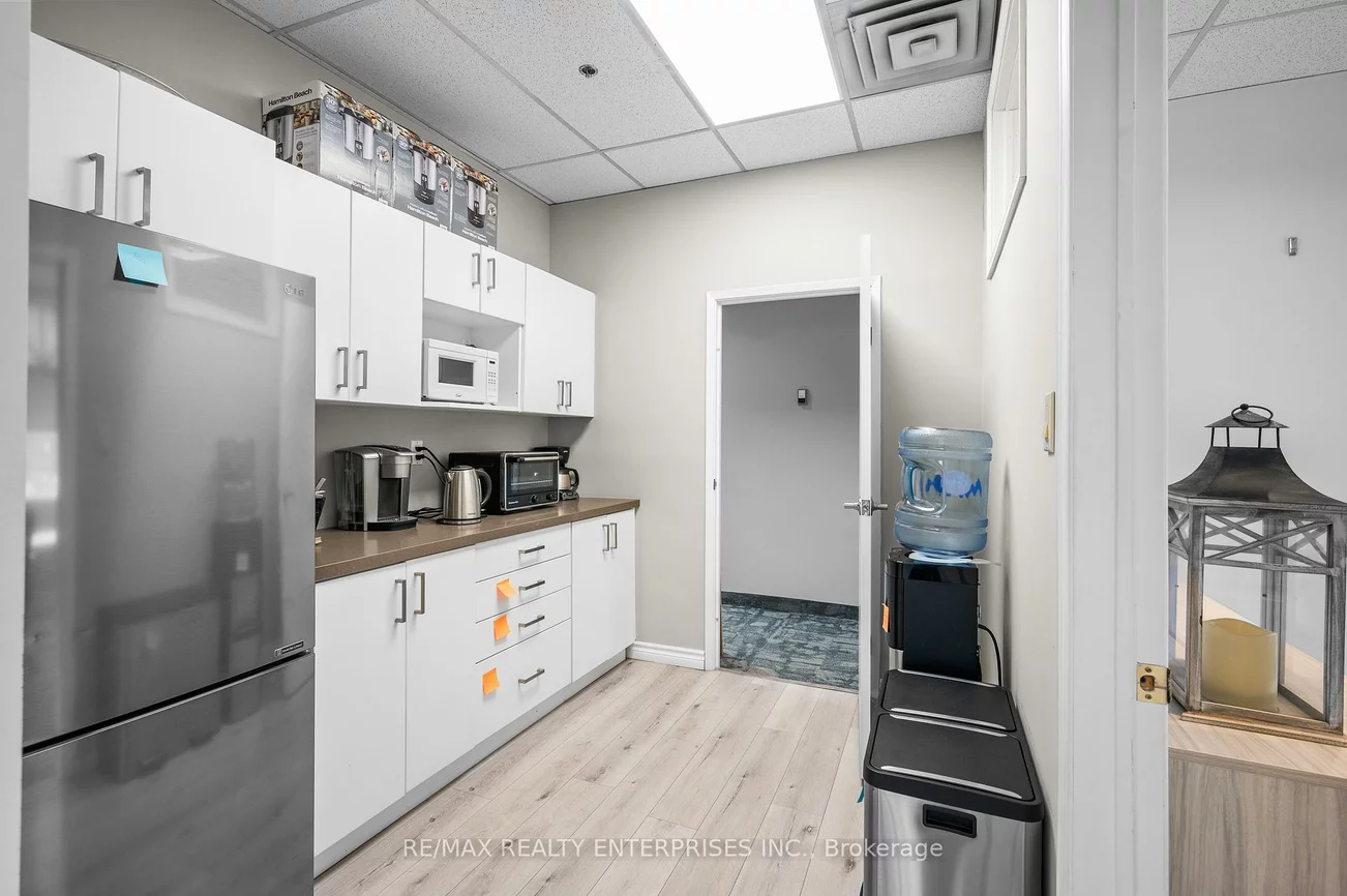 1801, Lakeshore, Clarkson, Mississauga