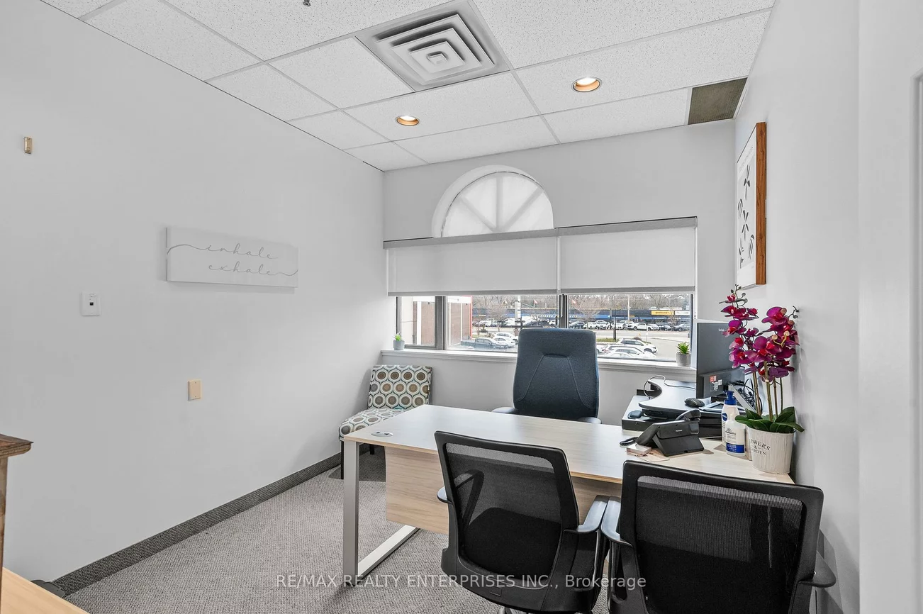 1801, Lakeshore, Clarkson, Mississauga