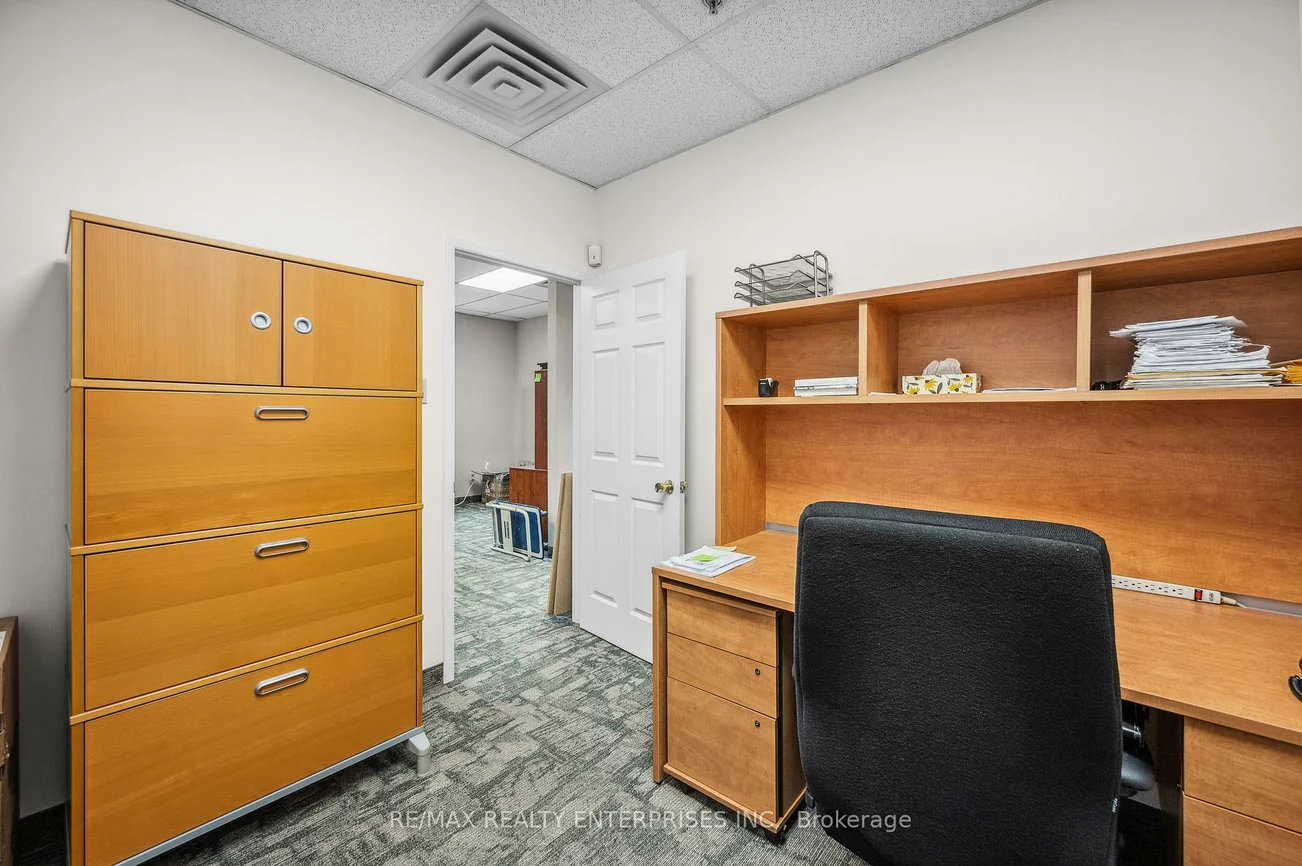 1801, Lakeshore, Clarkson, Mississauga