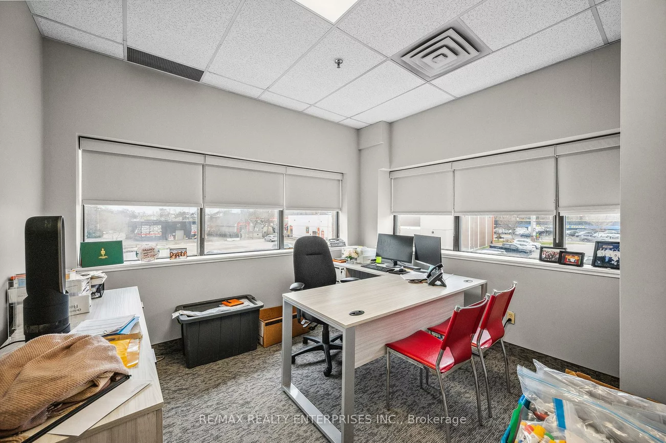 1801, Lakeshore, Clarkson, Mississauga