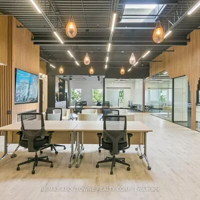 320, Matheson, Gateway, Mississauga