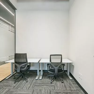 320, Matheson, Gateway, Mississauga