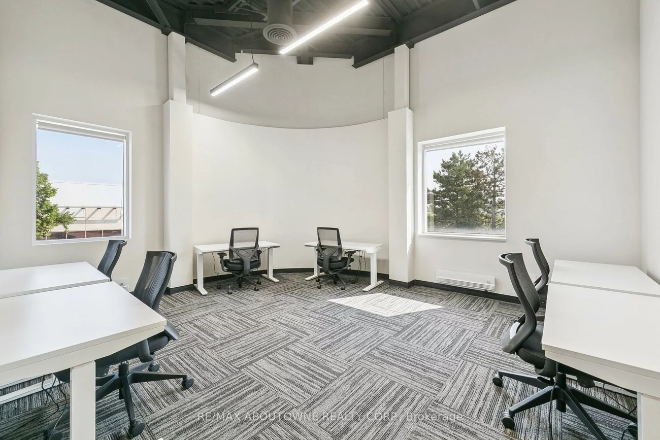320, Matheson, Gateway, Mississauga