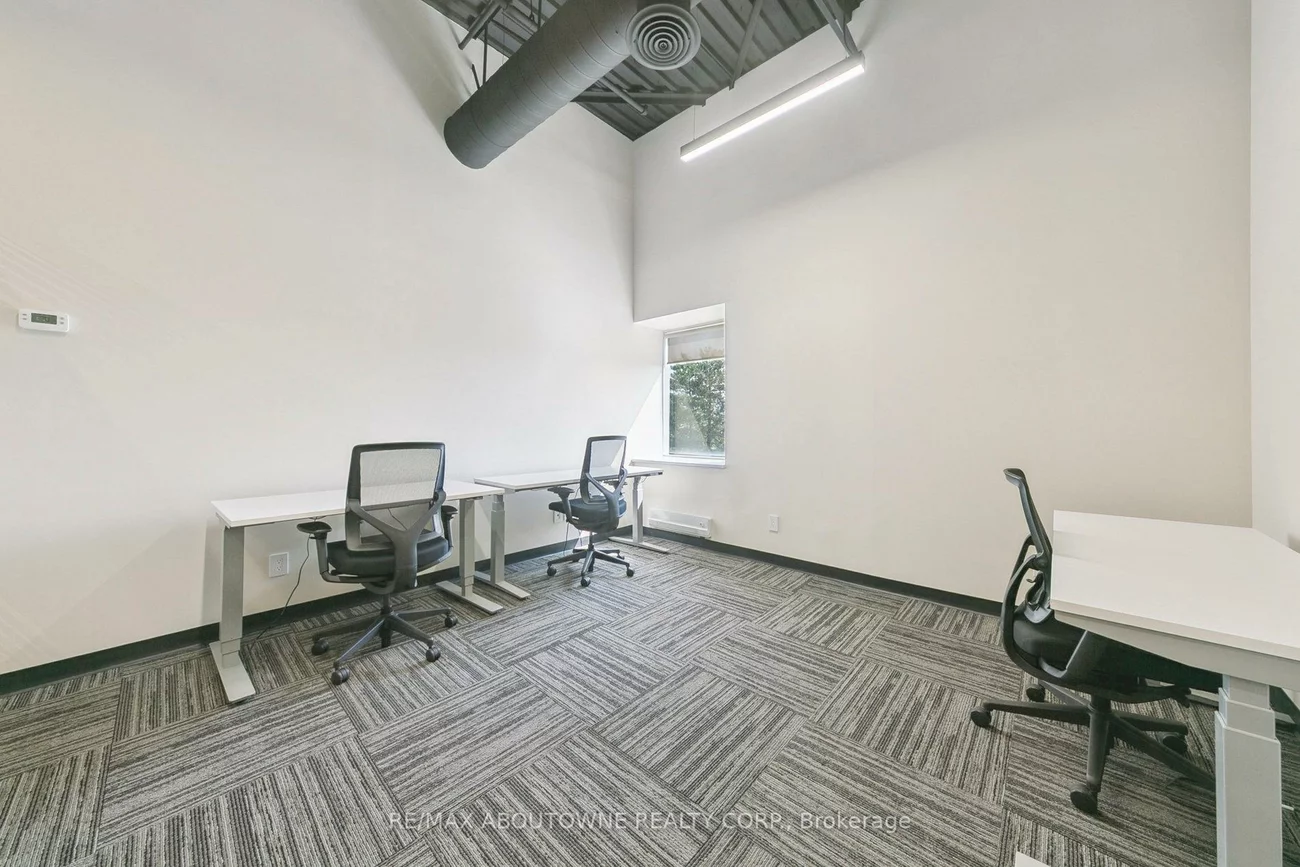 320, Matheson, Gateway, Mississauga