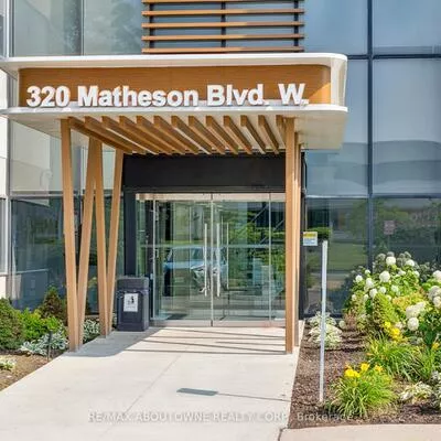 320, Matheson, Gateway, Mississauga