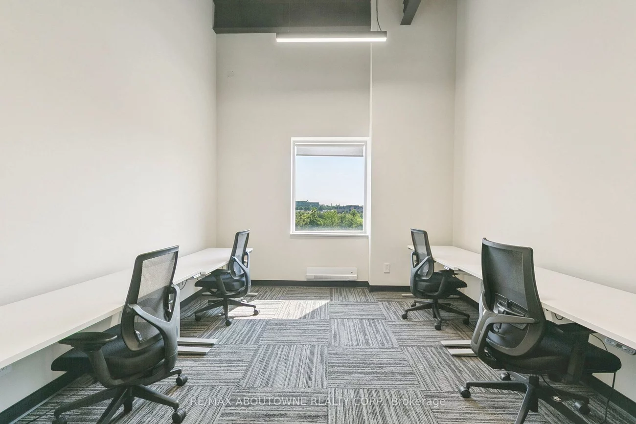 320, Matheson, Gateway, Mississauga